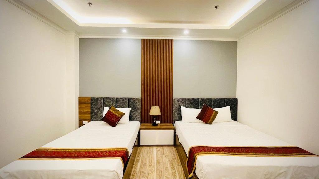BÁN KHÁCH SẠN TRẦN DUY HƯNG 150M2, 9 TẦNG – MỚI TINH – THIẾT KẾ CHUẨN 3 SAO VIEW HỒ